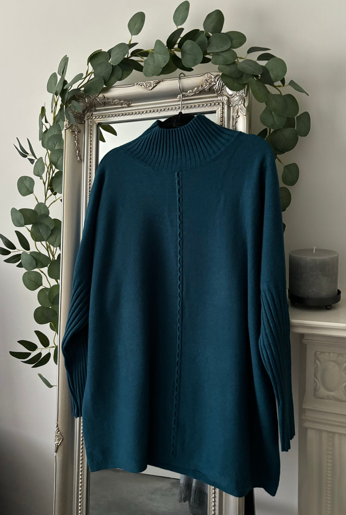 Turtle Neck Knit Tunic