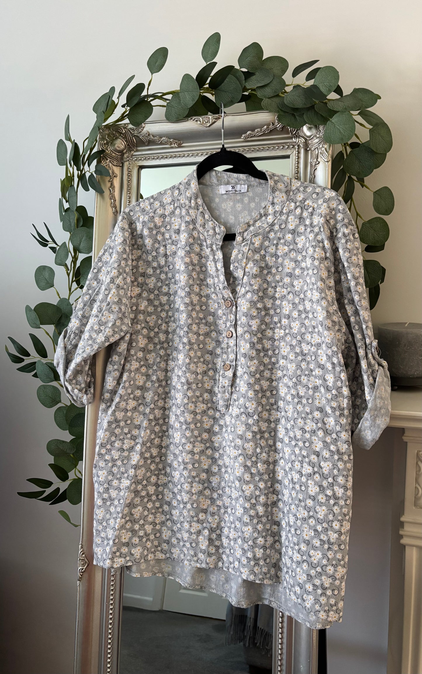 Small Daisy Print Shirt