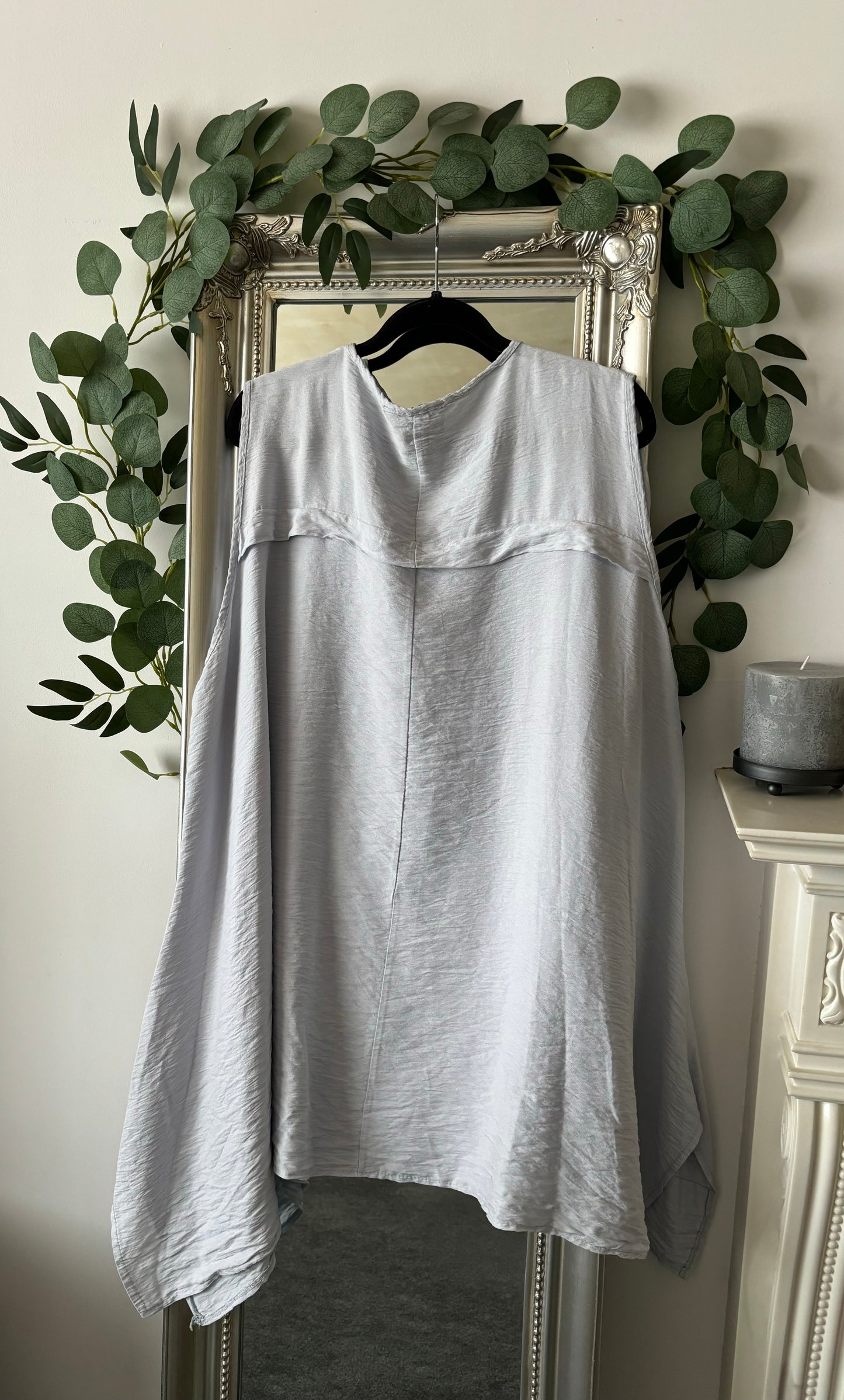 Plus Size Crinkle Sleeveless Tunic