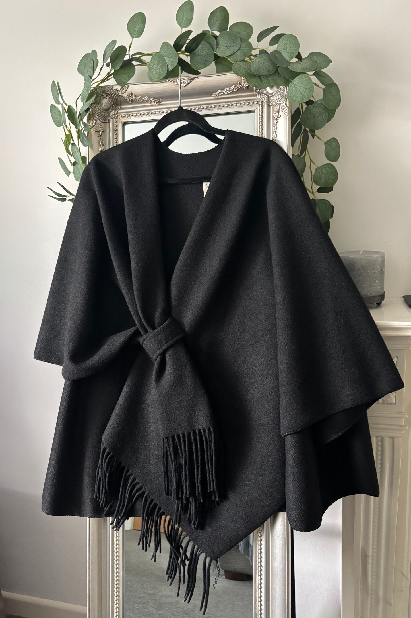 Stylish Plain Cape With Fringe