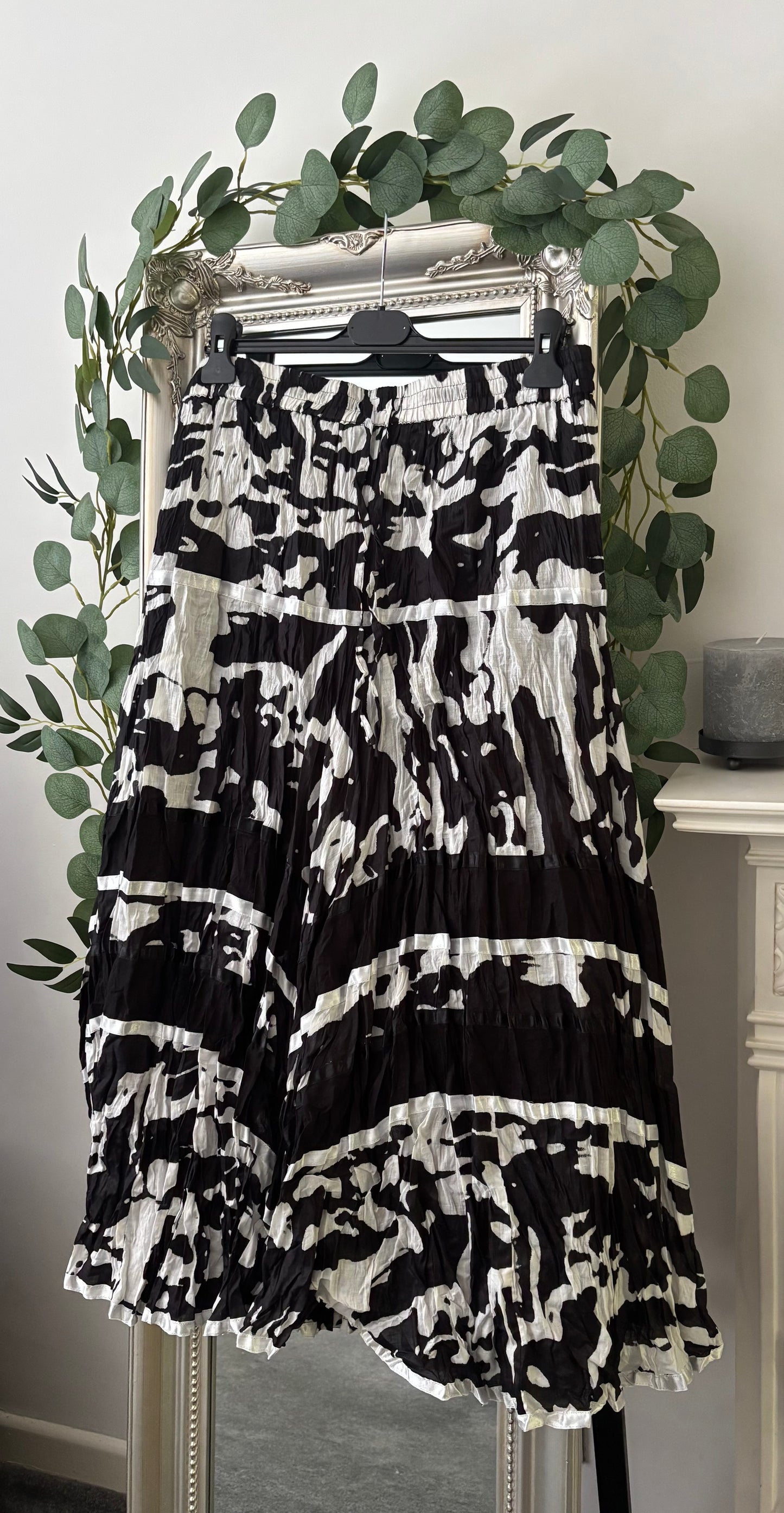 Cotton Print Skirt - Black & White