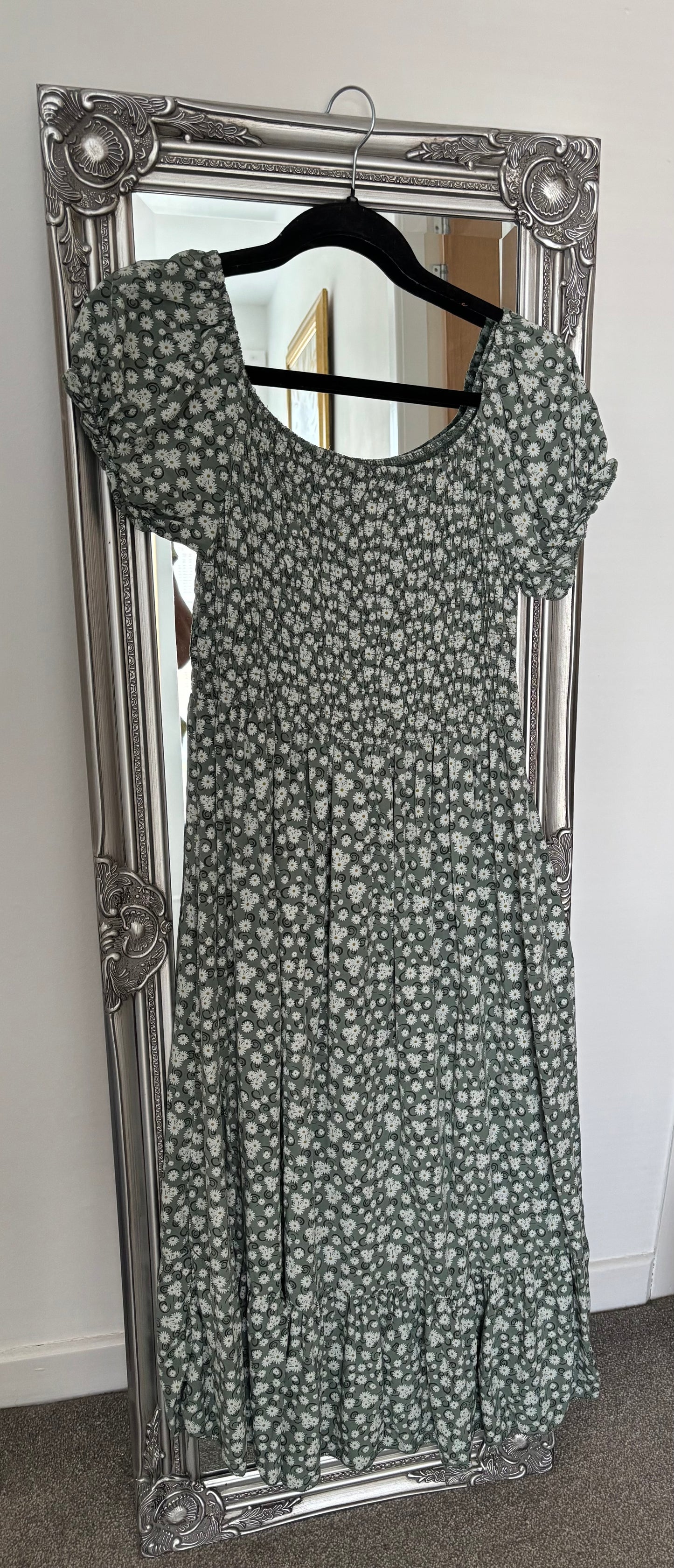Ditsy Daisy Maxi Dress