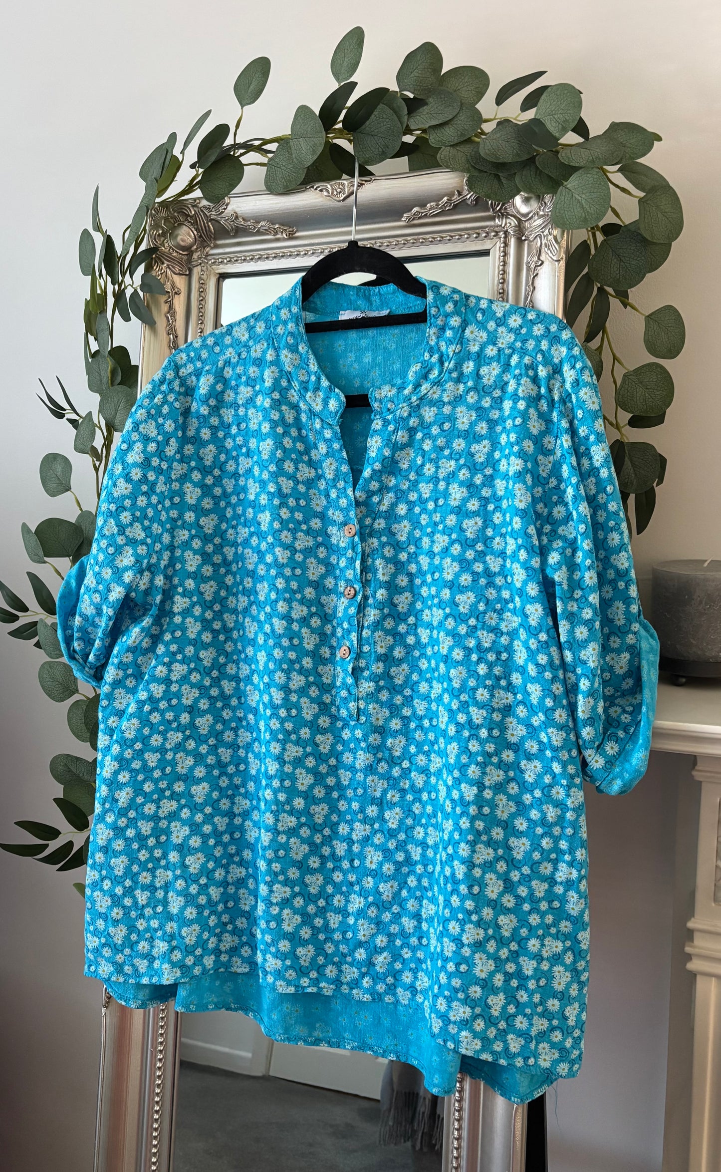 Small Daisy Print Shirt