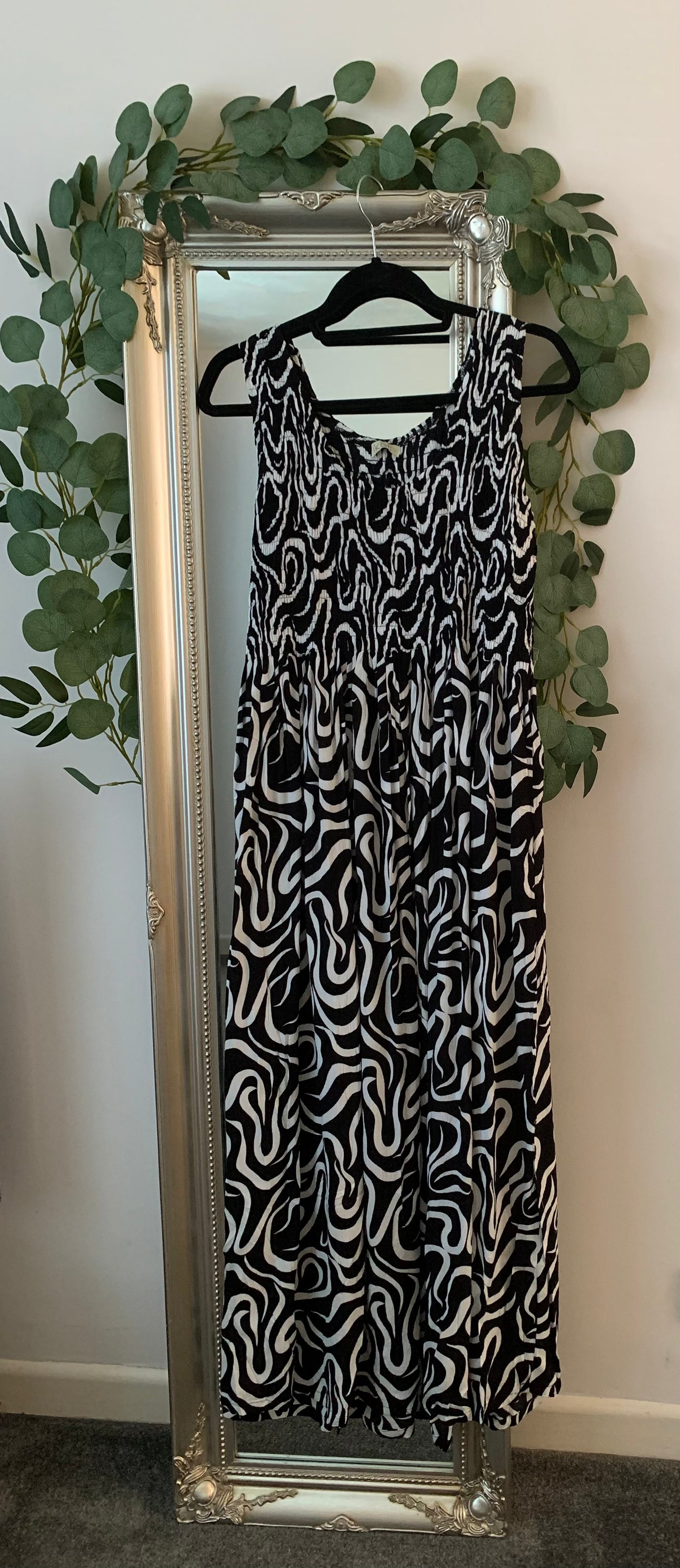 Sleeveless Maxi Dress