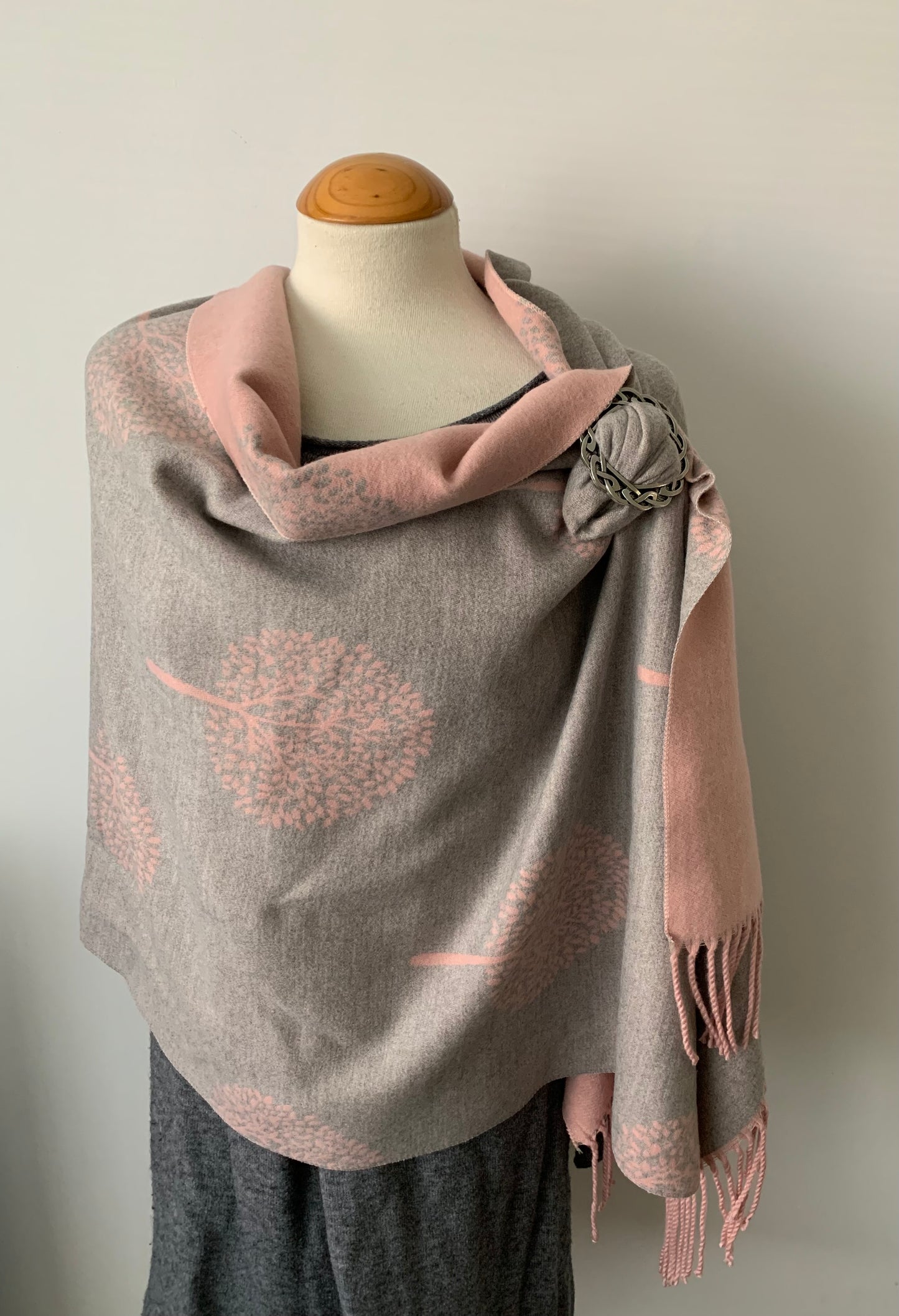 Super Soft Cashmere Blend Reversible Pashmina/Wrap