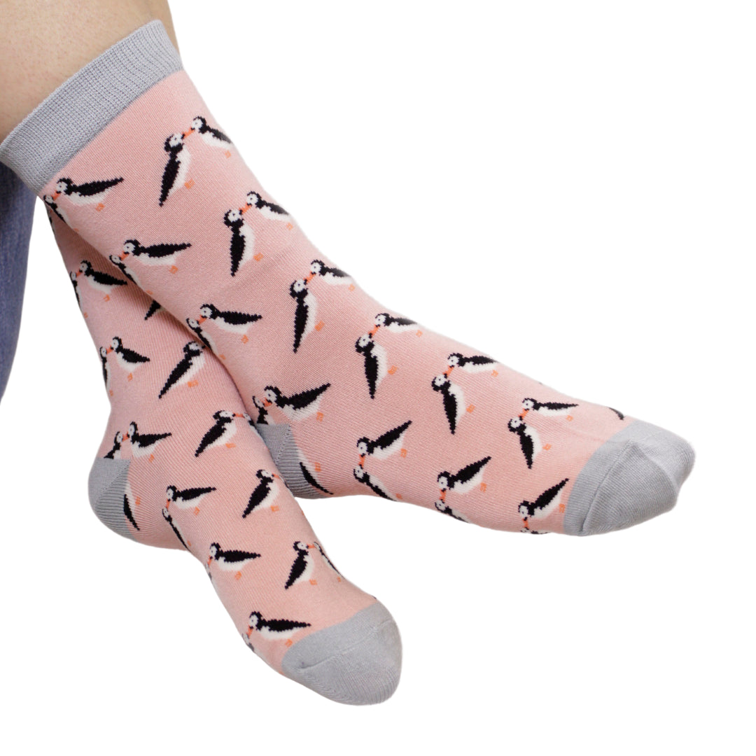 Bamboo Socks For Women - Kissing Puffins