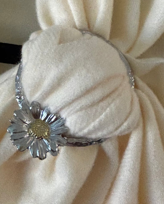 Daisy Scarf Ring - Silver & Gold