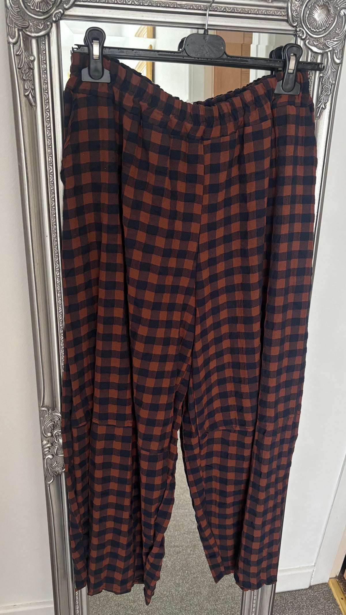 Check Barrel Leg Trousers