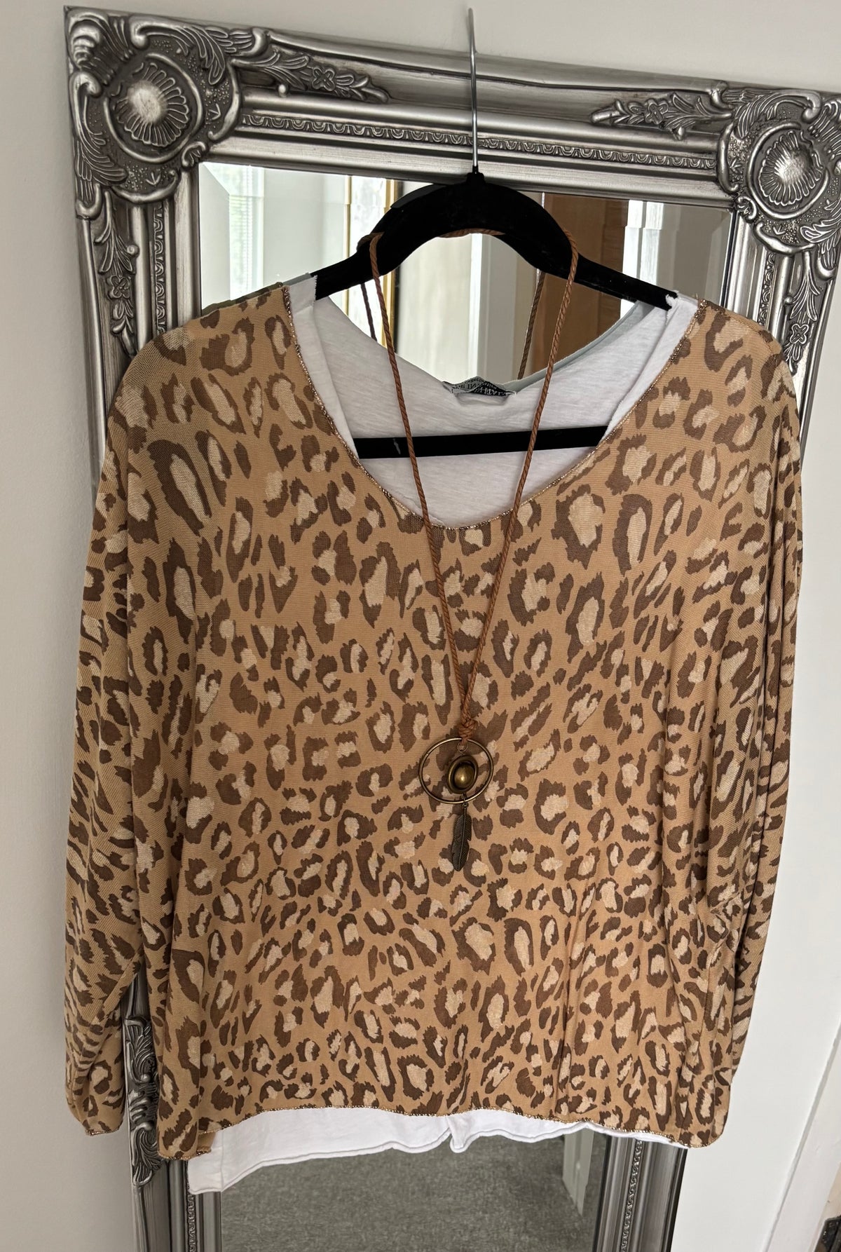 Animal Print Fine Jumper With Separate White Vest