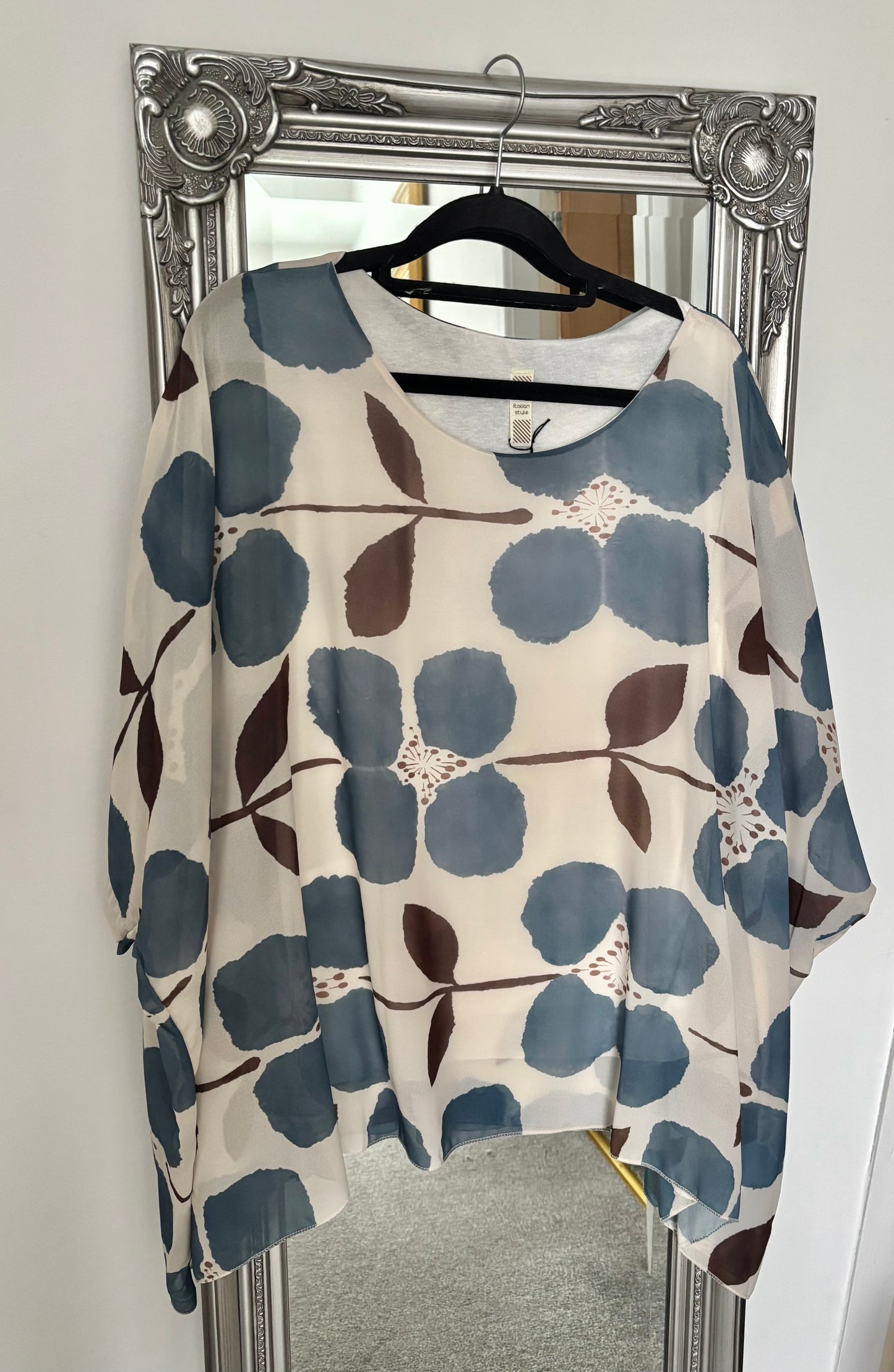 Chiffon Bat Wing Tunic -Floral