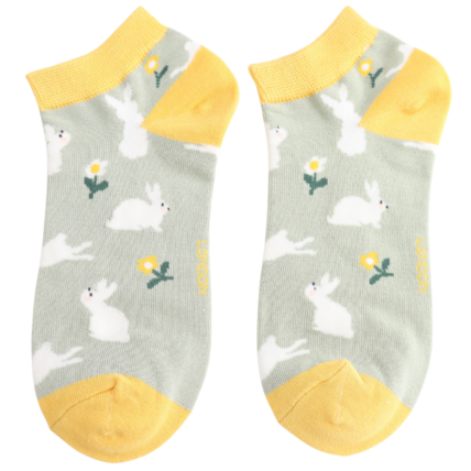 Bamboo Trainer Socks for Women - Bunnies & Daisies