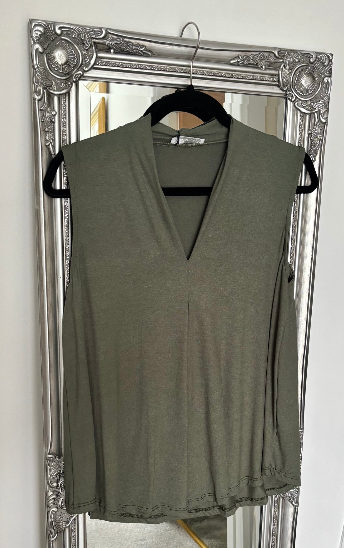 Silky Stretch Vest