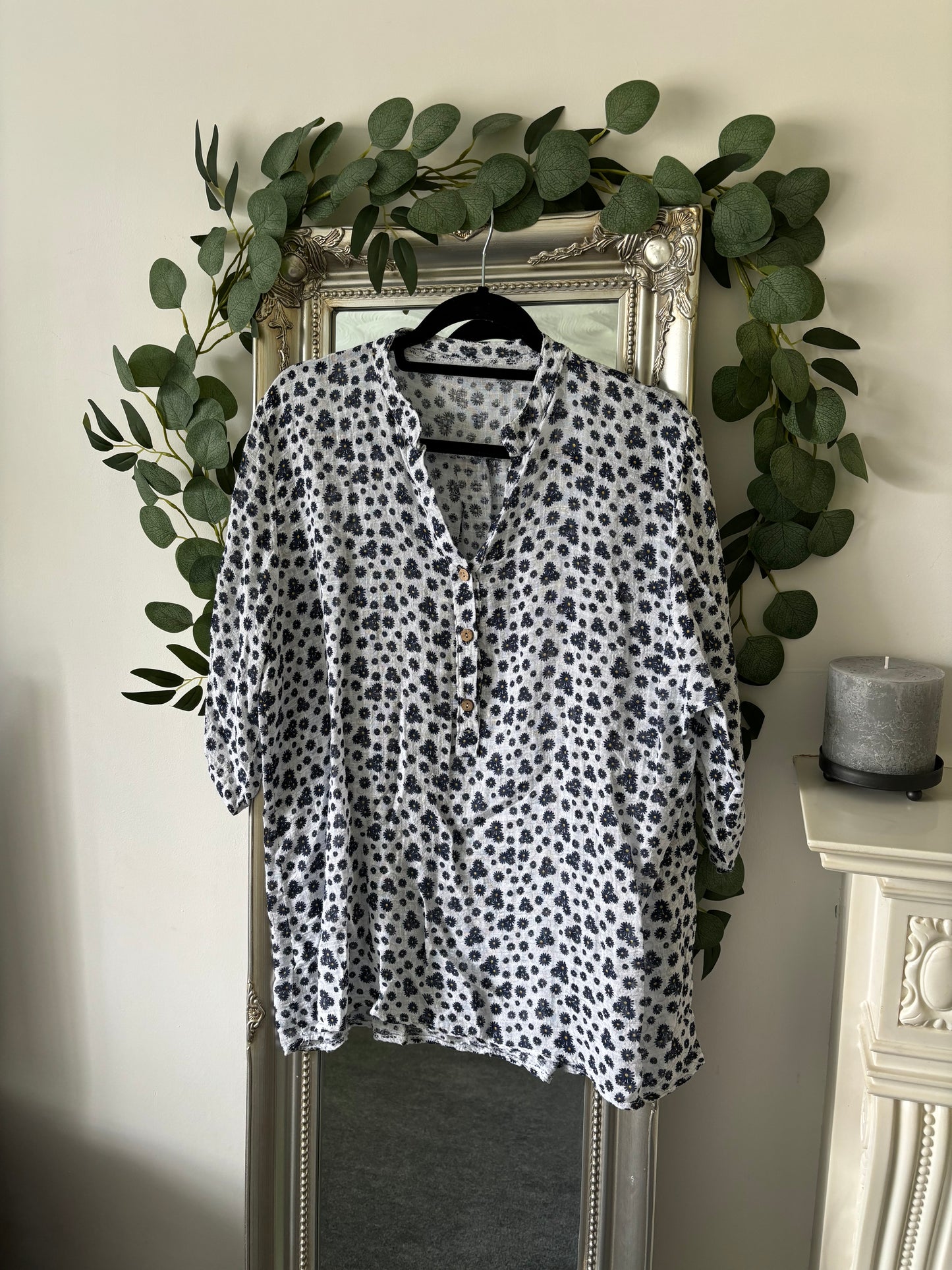 Small Daisy Print Shirt