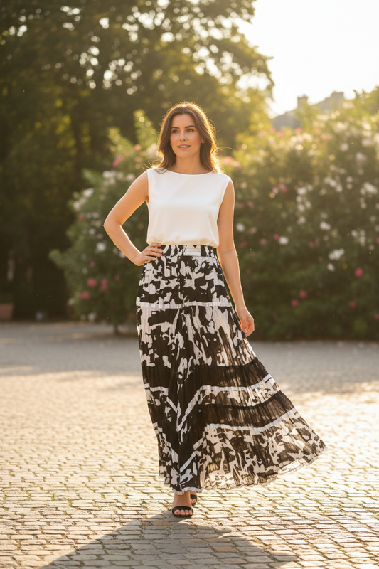Cotton Print Skirt - Black & White