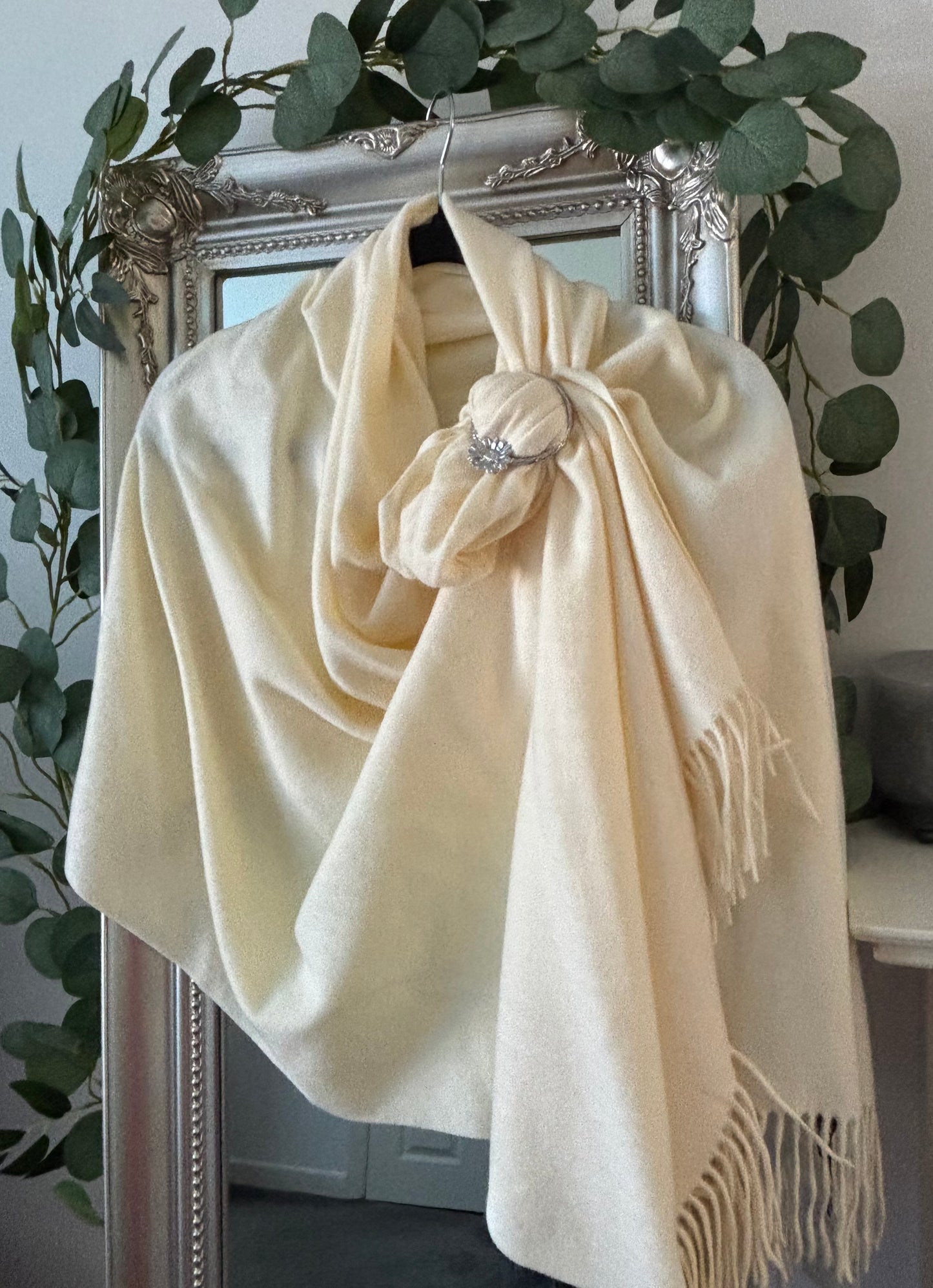 Daisy Scarf Ring - Silver