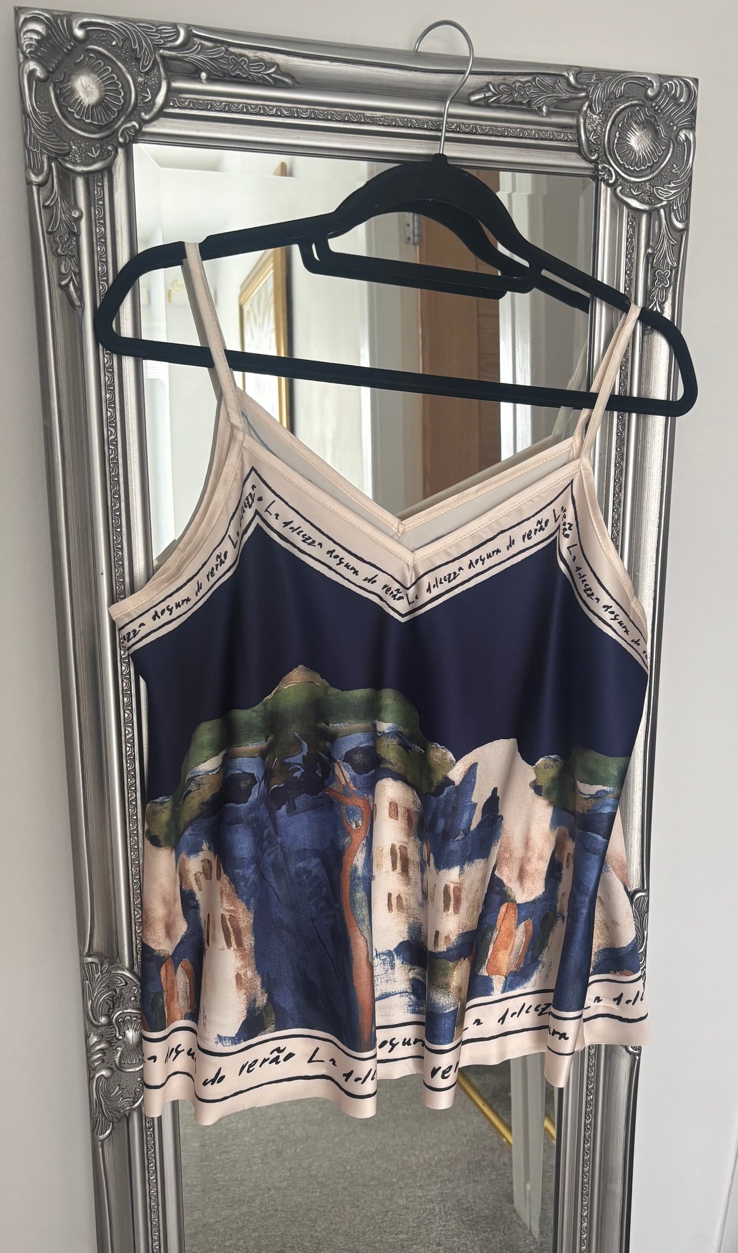 Print Shoestring Vest