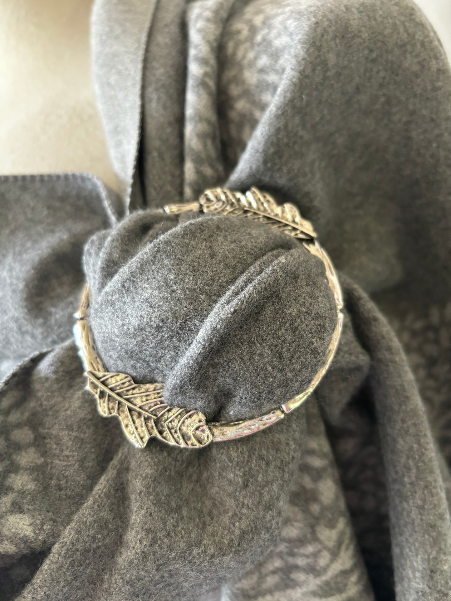 Oak Leaves Scarf Ring