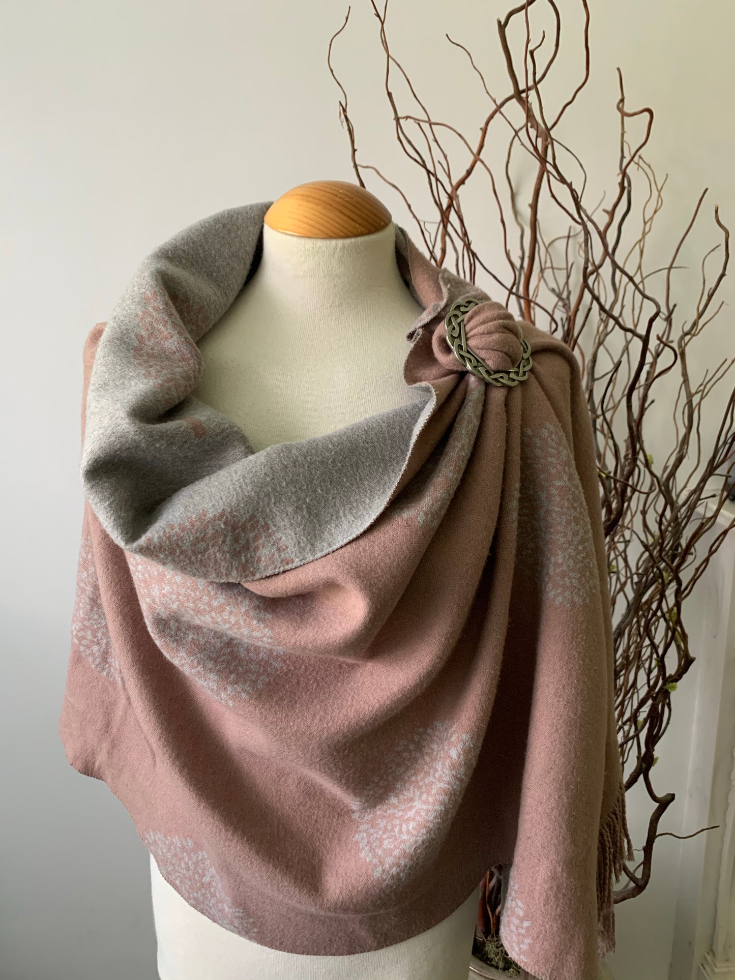 Super Soft Cashmere Blend Reversible Pashmina/Wrap