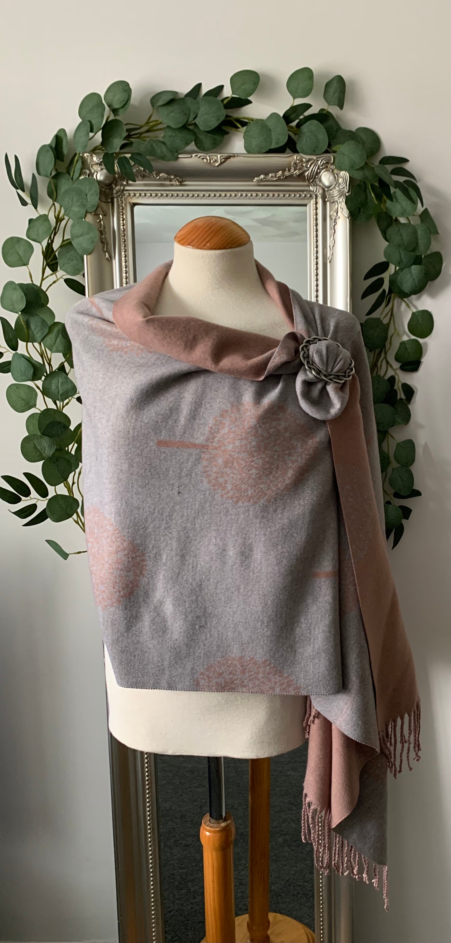 Super Soft Cashmere Blend Reversible Pashmina/Wrap