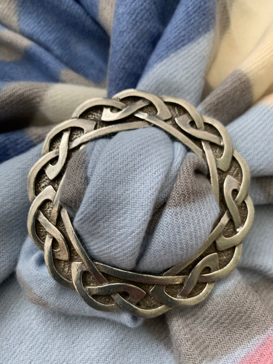 Celtic Scarf Ring - Traditional Pewter